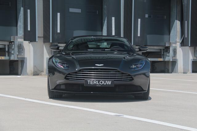 Aston Martin DB11 4.0 V8