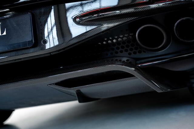 Aston Martin DBS 5.2 V12 Superleggera | Bang & Olufsen | Carbon Package | Create Package