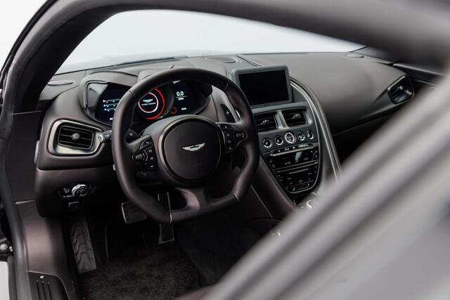 Aston Martin DBS 5.2 V12 Superleggera Coupe