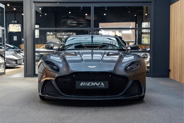 Aston Martin DBS 5.2 V12 Superleggera Carbon