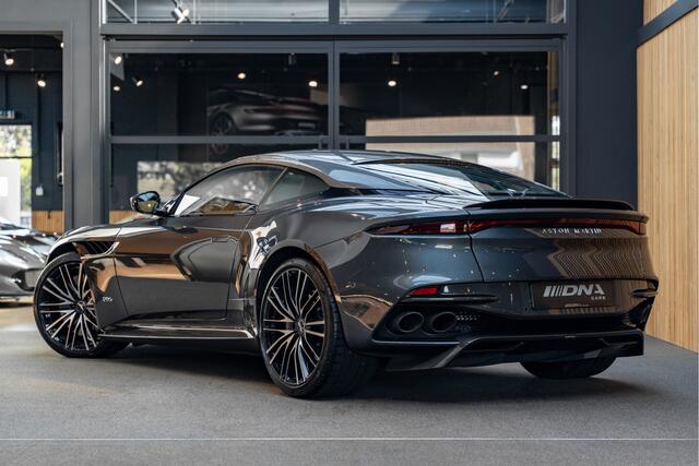 Aston Martin DBS 5.2 V12 Superleggera Carbon