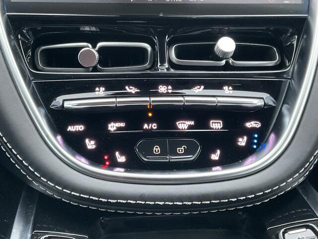 Aston Martin DBX 4.0 V8 360° Memory Stoelverw/koeling Sfeerverl Pano Lightning Silver