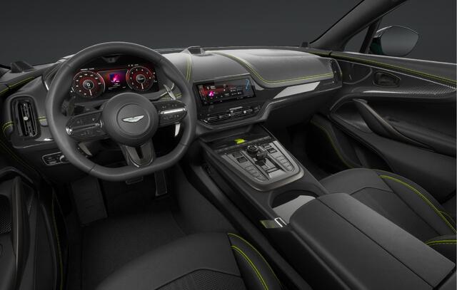 Aston Martin DBX 707 AMR Facelift Carbon Podium Green 4.0 V8 707