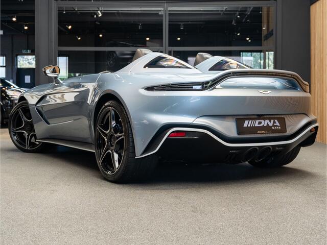 Aston Martin V12 Speedster Skyfall Silver Nr2/88 5.2 V12