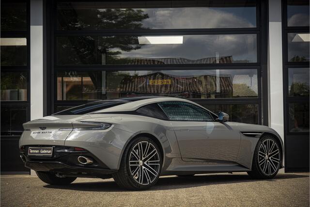 Aston Martin V8 DB12 4.0