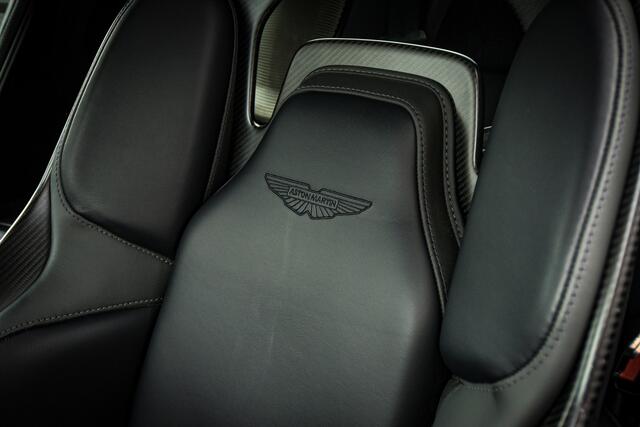Aston Martin V8 DB12 4.0