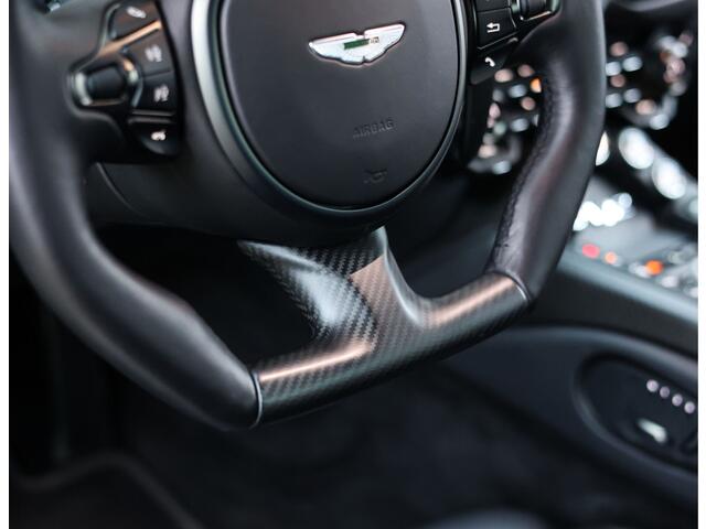 Aston Martin VANTAGE 5.2 V12 | AM Heritage Green - 1/333