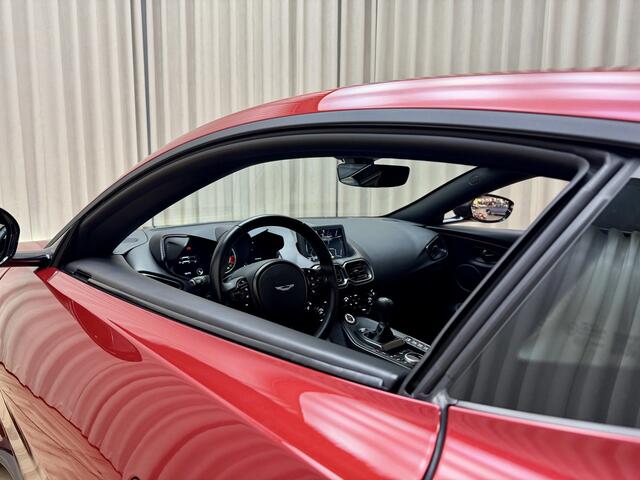 Aston Martin VANTAGE 4.0 V8 / 7-Speed Manual / 510 PK / Keramisch / Full Carbon / Hyper Red