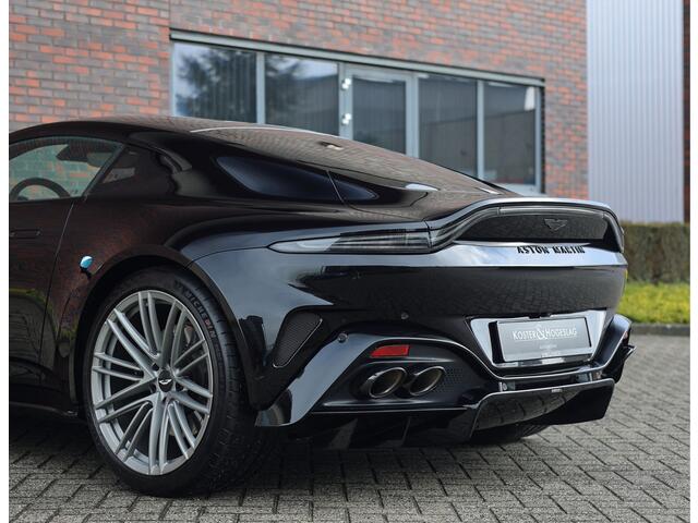 Aston Martin VANTAGE 4.0 V8 | Onyx Black
