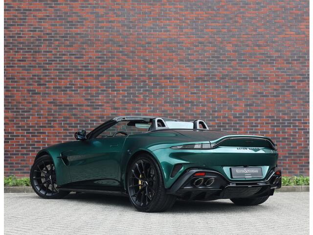 Aston Martin VANTAGE Roadster 4.0 V8 | Malachite - Bowers & Wilkins