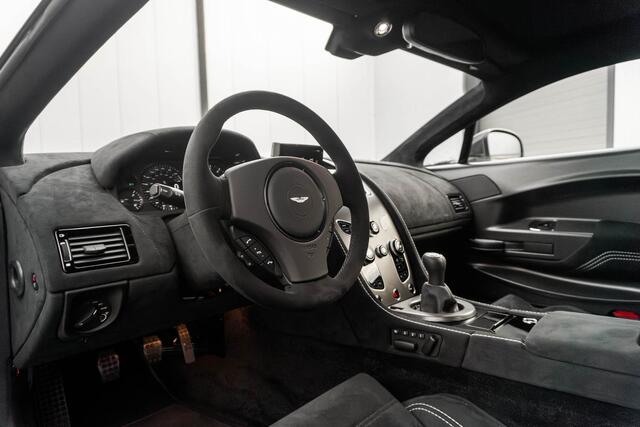 Aston Martin VANTAGE GT8 - Morning Frost White - Aero Pack - 1 of 150