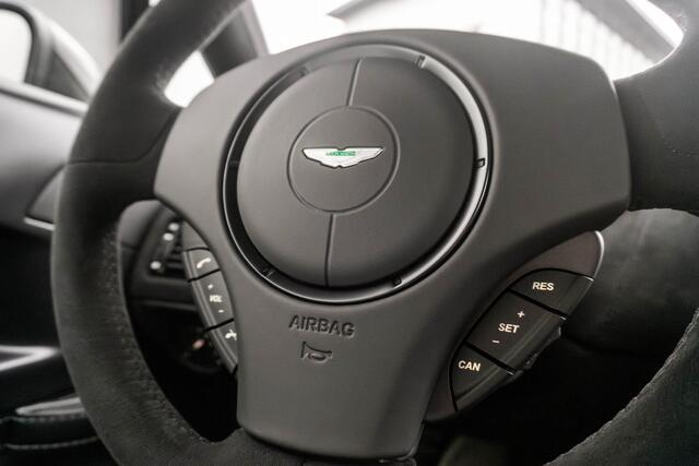 Aston Martin VANTAGE GT8 - Morning Frost White - Aero Pack - 1 of 150