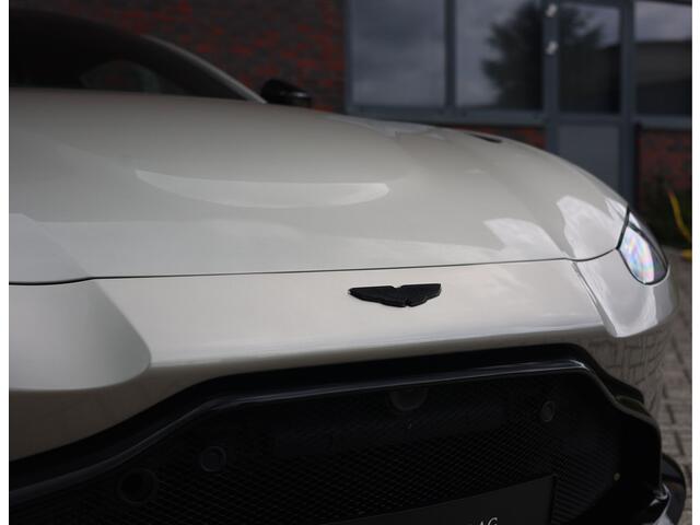 Aston Martin VANTAGE 4.0 V8 | Q Special - 360camera