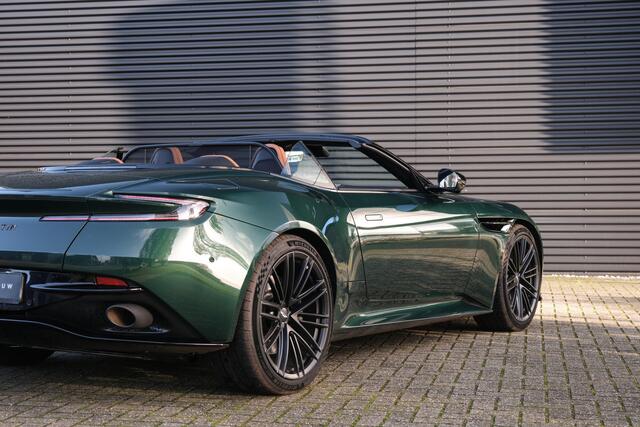 Aston Martin VOLANTE DB12 4.0 V8 / Buckinghamshire Green / Bowers & Wilkins