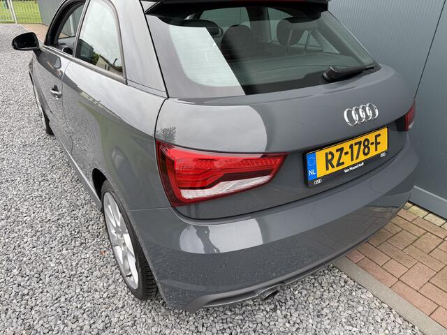 Audi A1 1.0 TFSI Adrenalin pakket 3-drs