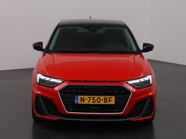 Audi A1 Sportback 30 TFSI S-Line | Virtual Cockpit | Parkeercamera | Sportstoelen | Cruise control | climate Control | Led koplampen |
