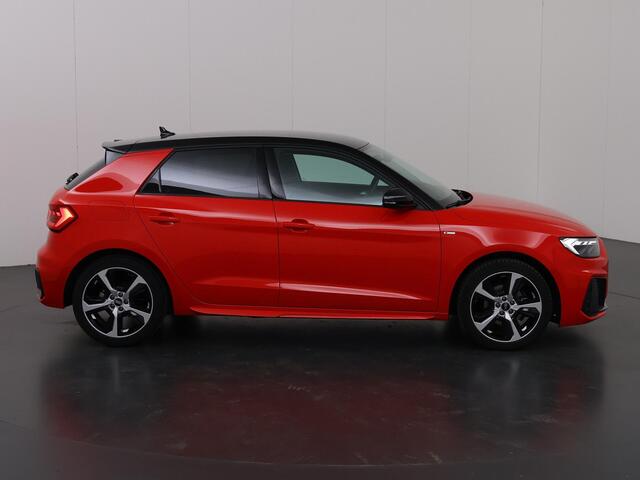Audi A1 Sportback 30 TFSI S-Line | Virtual Cockpit | Parkeercamera | Sportstoelen | Cruise control | climate Control | Led koplampen |