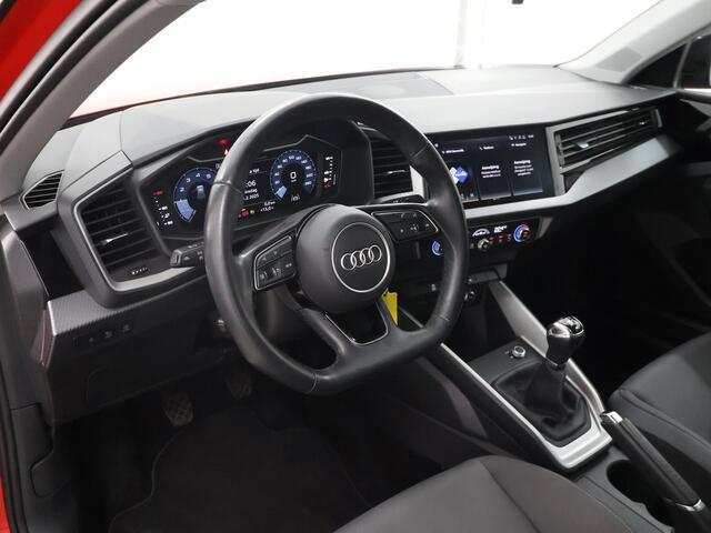 Audi A1 Sportback 30 TFSI S-Line | Virtual Cockpit | Parkeercamera | Sportstoelen | Cruise control | climate Control | Led koplampen |