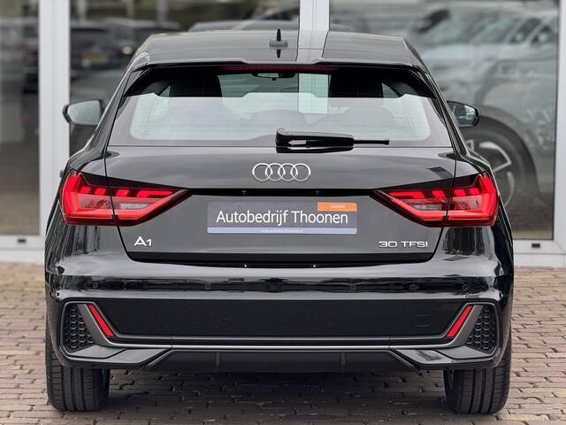 Audi A1 Sportback 30 TFSI S-Line Stoelverwarming | Cruise | Apple CarPlay