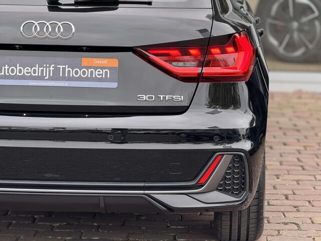 Audi A1 Sportback 30 TFSI S-Line Stoelverwarming | Cruise | Apple CarPlay
