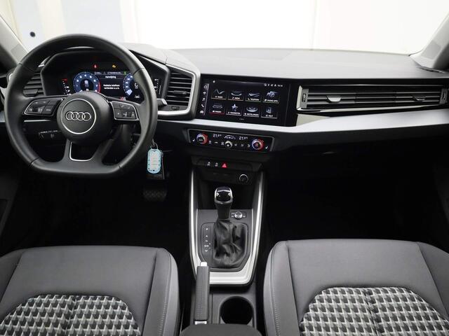 Audi A1 allstreet 30 TFSI/110PK Advanced · Apple Car Play · Stoelverwarming · Clima · Cruise control · Garantie tot 15-01-2029 of 100000