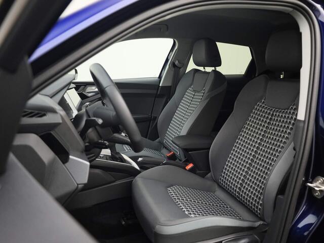 Audi A1 allstreet 30 TFSI/110PK Advanced · Apple Car Play · Stoelverwarming · Clima · Cruise control · Garantie tot 15-01-2029 of 100000