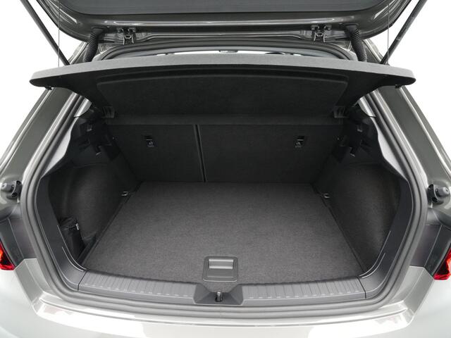 Audi A1 allstreet 30 115pk TFSI Allstreet Citycarver Navigatie Stoelverwarming Keyless Entry