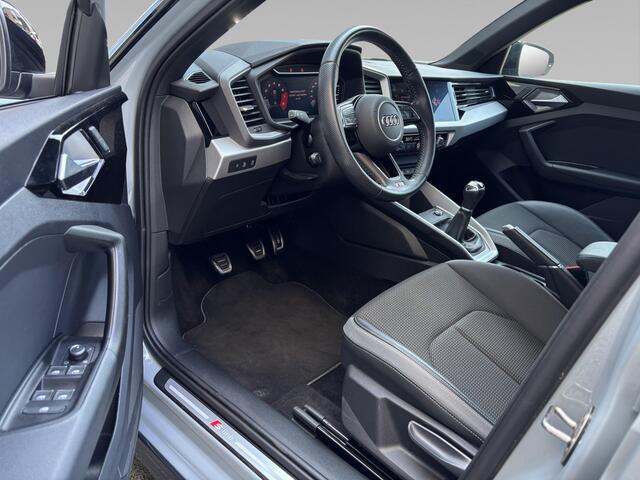 Audi A1 citycarver 35 TFSI S-line Edition One