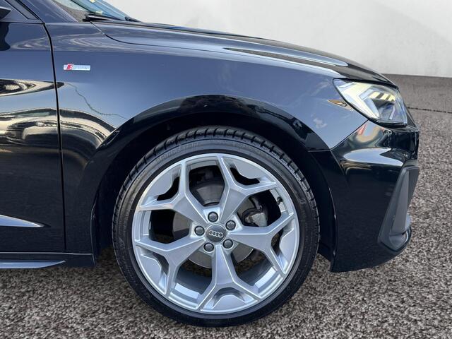 Audi A1 Sportback 30 TFSI S Line LED CarPlay