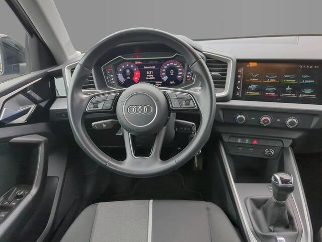 Audi A1 Sportback 25 TFSI 96pk Pro Line / Cruise Control / Airco / Middenarmsteun