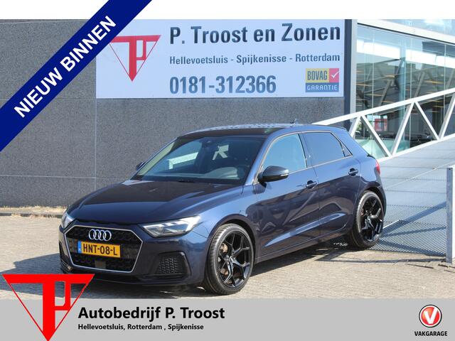 Audi A1 Sportback 35 TFSI epic AUTOMAAT/Virtual cockpit/Keyless/Climate control/Cruise control/Lane assist/Apple carplay/Parkeersensoren/Draadloze telefoonlader/Stoelverwarming/Bluetooth/LED koplampen/18'' Lichtmetalen velgen/Multifunctioneel stuurwiel/Spraakbedi