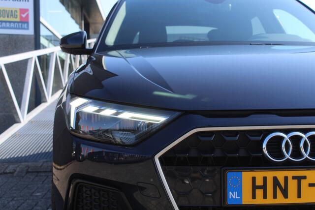 Audi A1 Sportback 35 TFSI epic AUTOMAAT/Virtual cockpit/Keyless/Climate control/Cruise control/Lane assist/Apple carplay/Parkeersensoren/Draadloze telefoonlader/Stoelverwarming/Bluetooth/LED koplampen/18'' Lichtmetalen velgen/Multifunctioneel stuurwiel/Spraakbedi