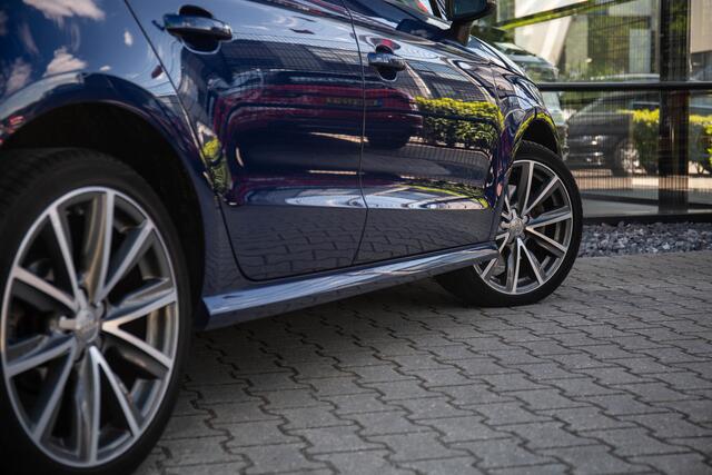 Audi A1 Sportback 1.4 TFSI Sport Pro Line S , Cruise control, Navigatie,
