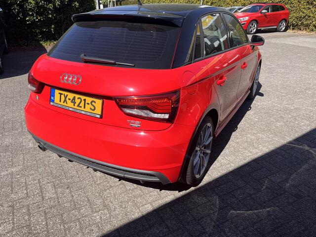 Audi A1 Sportback 1.0 TFSI Adrenalin 5drs 17" LM velgen