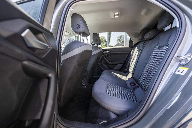Audi A1 allstreet 30 TFSI Advanced edition | Adaptive Cruise | Stoelverwarming