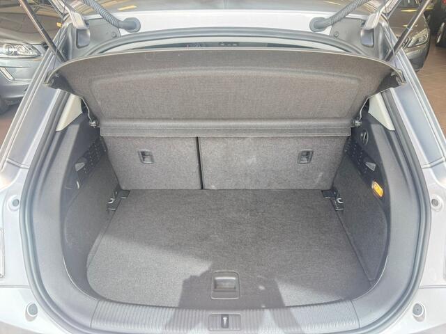 Audi A1 1.4 TDI Des. PrL+ NW. APK NAVI BLUETOOTH BJ 2016 !!!