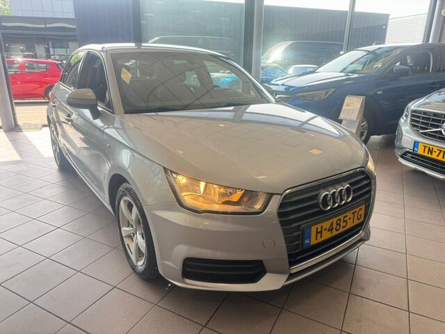 Audi A1 1.4 TDI Des. PrL+ NW. APK NAVI BLUETOOTH BJ 2016 !!!