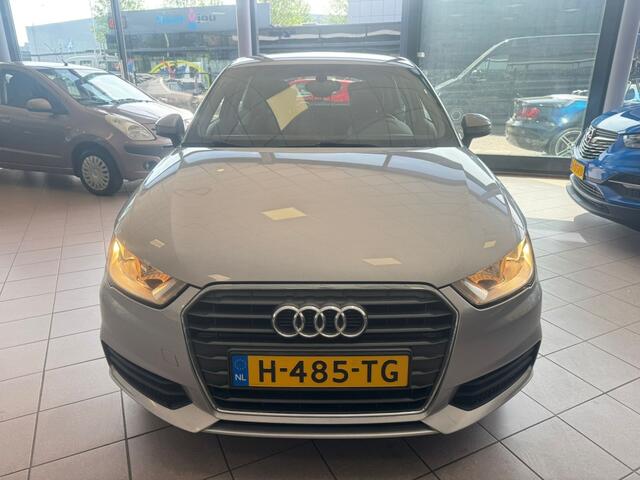 Audi A1 1.4 TDI Des. PrL+ NW. APK NAVI BLUETOOTH BJ 2016 !!!