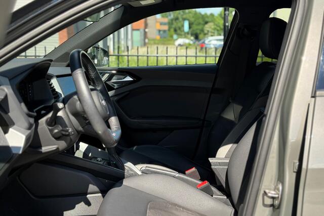 Audi A1 Sportback 35 TFSI S-line - LED - Virtual cockpit - Navi - Camera - Stoelverwarming - 2x S-line - Rijklaar