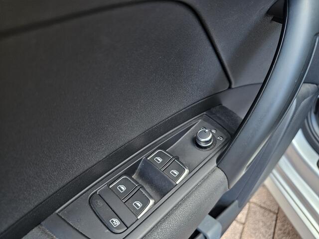 Audi A1 1.0 TFSI Adrenalin