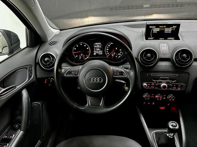 Audi A1 Sportback 1.0 TFSI Sport Black Pack - Stoel verw. - 18inch