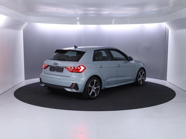 Audi A1 Sportback 40 TFSI Pro Line S 200pk S-tronic| half-leder| LM-velgen| Navigatie| Parkeersensoren | Stoelverwarming | Led koplampen