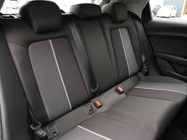 Audi A1 Sportback 25 TFSI Advanced edition | Automaat | 17'' Lichtmetalen velgen | Apple Carplay |