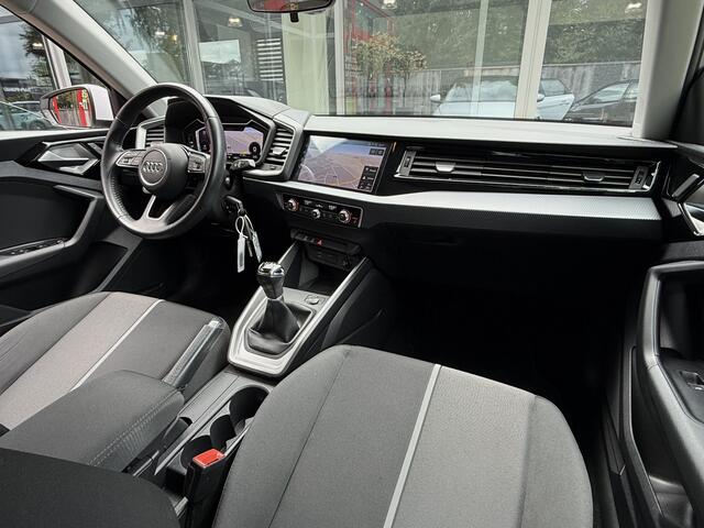 Audi A1 CITYCARVER 25 TFSI *!* NAVI/ CARPLAY/ 17 INCH/ STOELVERWARMING/ PDC *!*