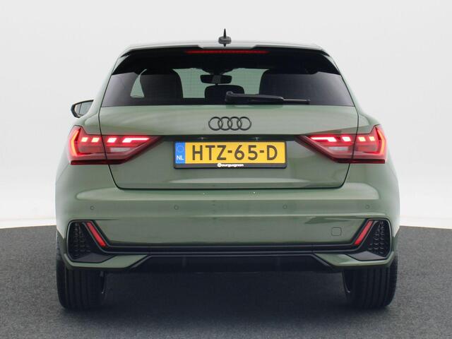 Audi A1 Sportback 25 TFSi Automaat S-Line | Adaptive Cruise | Parkeersensoren | LED | Privacy Glass | Stoel Verwarming | Carplay | Navigatiesysteem | 18 Inch | 8.676 Km!!
