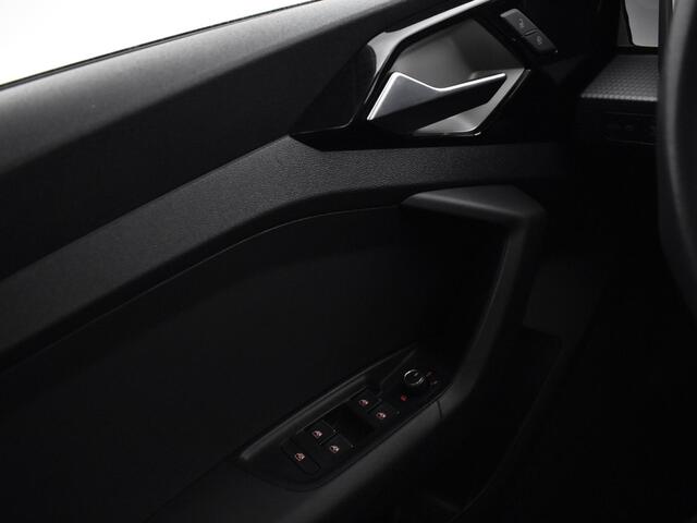 Audi A1 Sportback 30 Tfsi 115pk S-tronic Pro Line · Apple/Android Car Play · Airco · Leder Interieur · ACC · LED Koplampen · 17'' Inch ·
