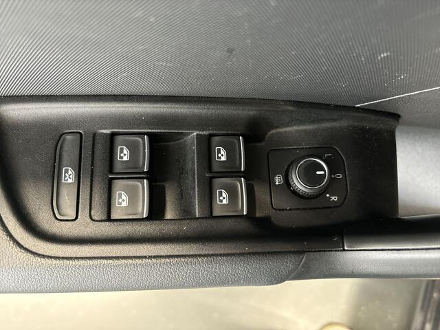 Audi A1 Sportback 30 Tfsi 110pk Advanced edition · Apple/Android Car Play · P-Sensoren · Cruise Control · Climatronic · DAB · 17'' Inch · Garantie t/m 01-05-2027 of 100.000km