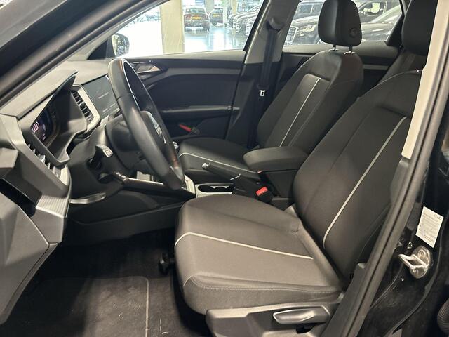 Audi A1 Sportback 25 Tfsi 95pk Advanced edition · Apple/Android Car Play · P-Sensoren · Cruise Control · DAB · Virtual Cockpit · 17'' Inch · Garantie t/m 03-10-2027 of 100.000km