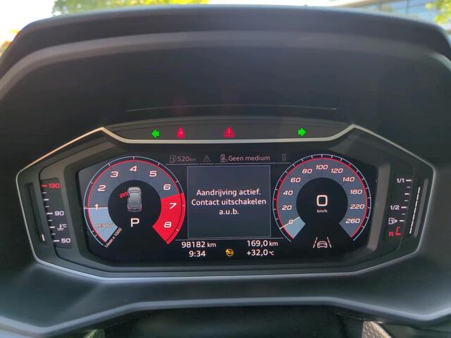 Audi A1 Sportback 25 TFSI S-Line S Tronic / Automaat / LED Koplampen / Audi Connect / Cruise Control / 18" LMV / Optiekpakket Zwart / Sportstoelen / Digitale Cockpit / Lane Assist