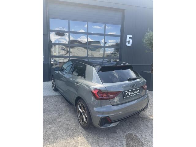 Audi A1 Sportback 30 TFSI S Line edition one